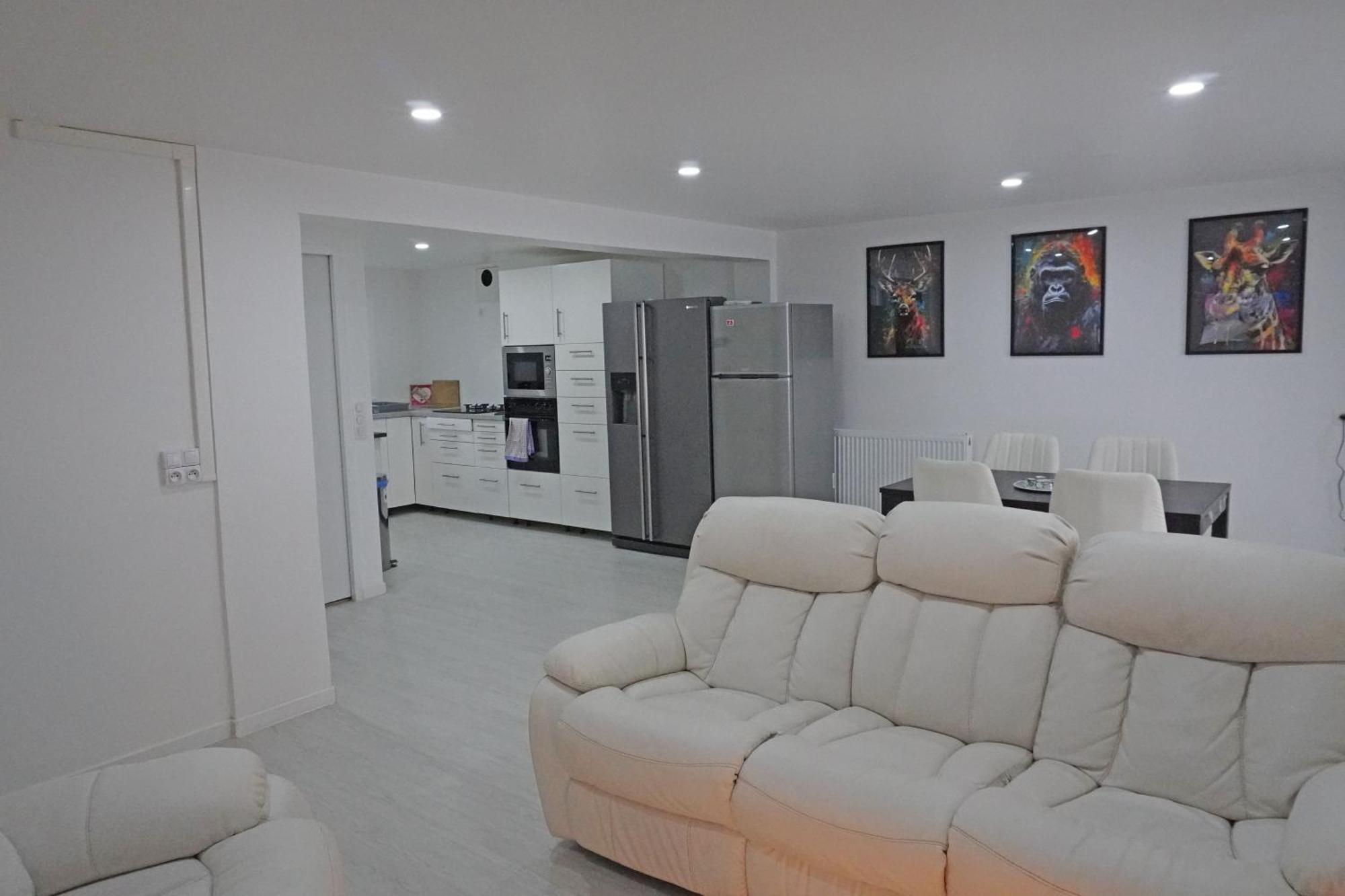 Appartement Entier 2 Chambres Chez Zarius Атіс-Монс Екстер'єр фото