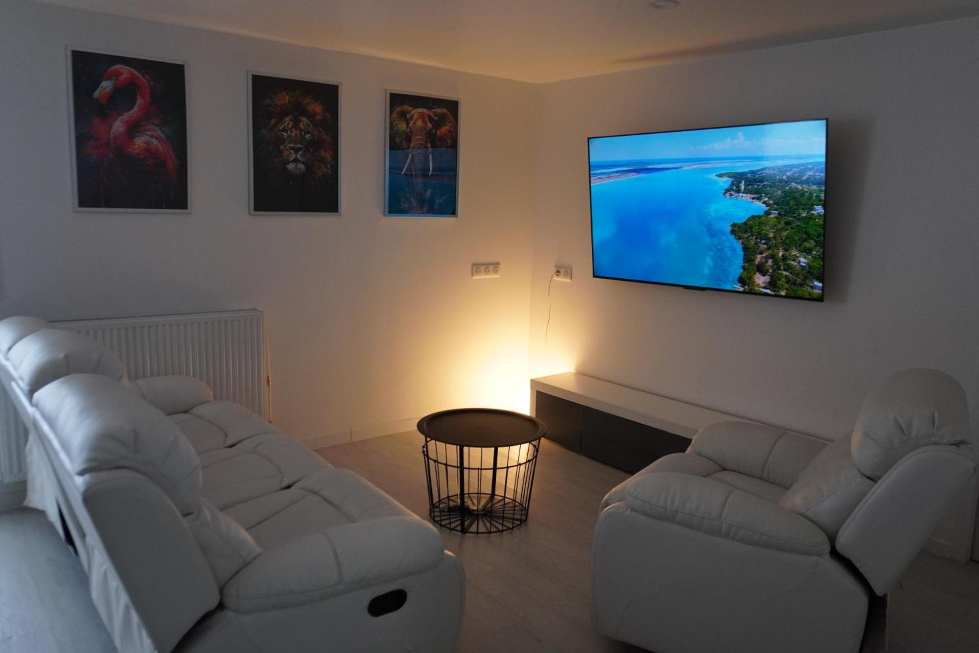 Appartement Entier 2 Chambres Chez Zarius Атіс-Монс Екстер'єр фото